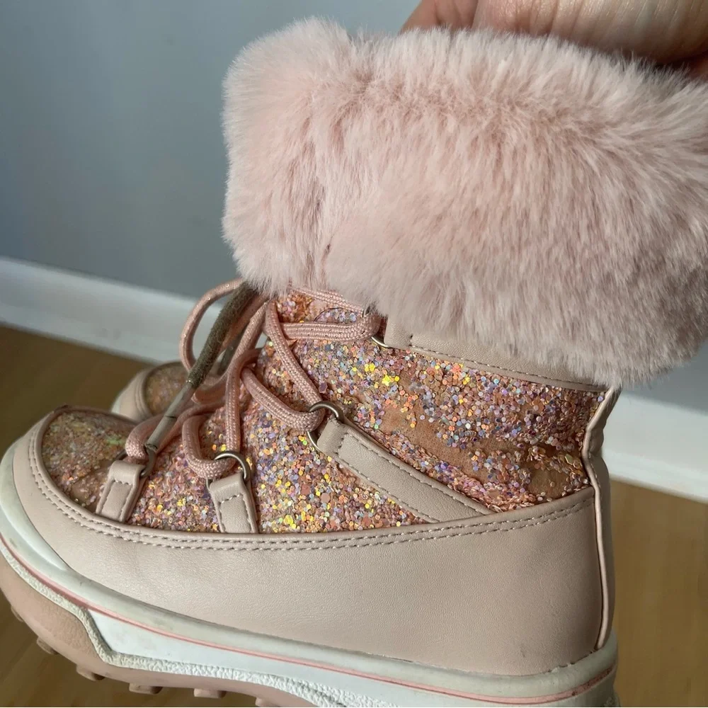 Kelly & Katie Lil Anna Snow Boots Kids' Girl's Pink Size 11M Faux Fur Sparkle